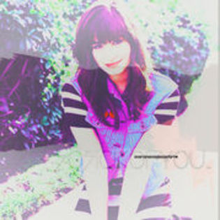 33 - DEMI LOVATO my idol