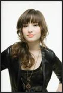 2 - DEMI LOVATO my idol