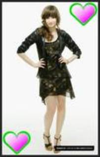 15 - DEMI LOVATO my idol