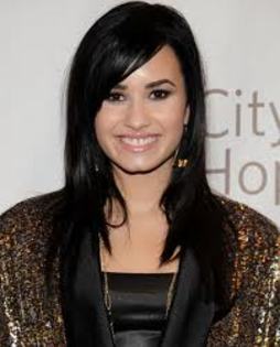 gfdgdfgdfg - DEMI LOVATO my idol