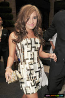 20378903_HKHGLMJSA - DEMI LOVATO my idol