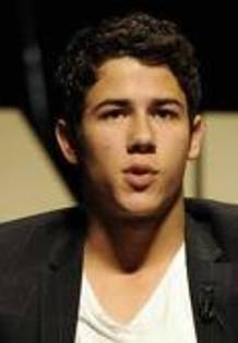 nick jonas multumesc pentru aplauze - 1banda desenata2