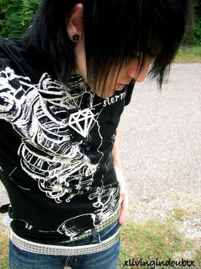 emo-guys-shuddup-002 - emo