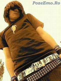 www.pozeemo.ro__1218719534_764722 - emo