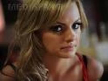 imagesCADXGMP6 - Alexandra Stan