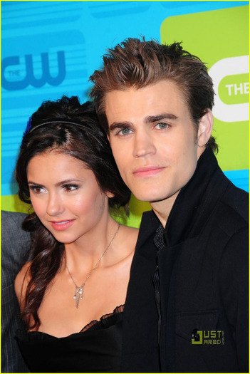 paul-wesley-nina-dobrev-stefan-elena - Actorii mei preferati