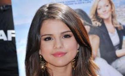 images (4) - poze Selena Gomez