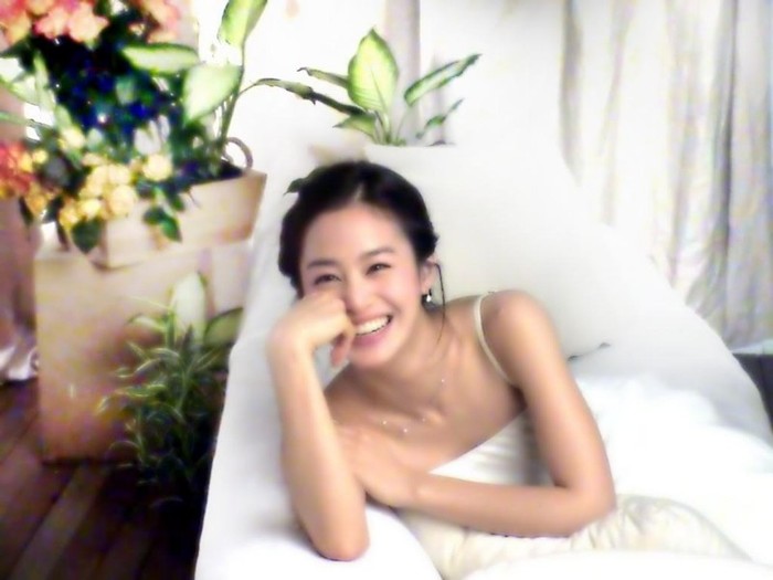 tae-hee-kim-488636l - Kim Tae Hee - inca cateva poze