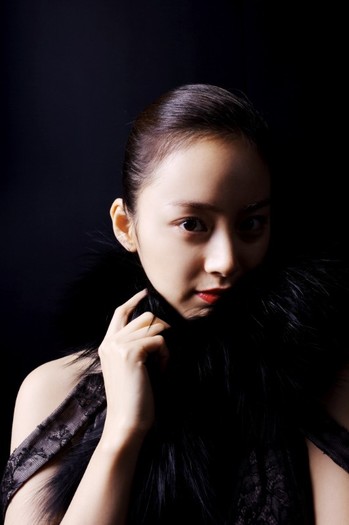 0704131500538487 - Kim Tae Hee - O actrita superba