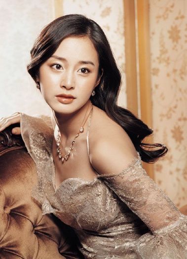 South Korean most beautiful artist Kim Tae Hee (149)