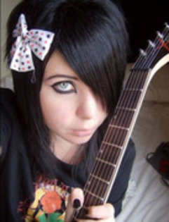 ZGULCHYNQJBTNEUKSFY - Emo