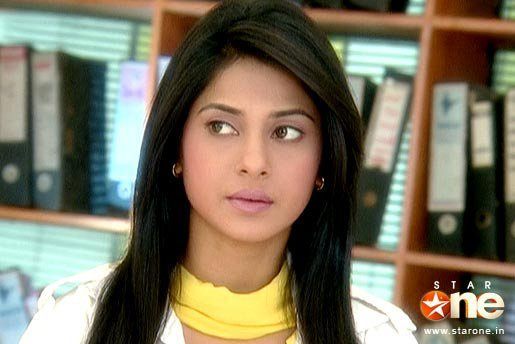 261344_141022385974847_100002012584788_264036_4871920_n - xxJennifer Winget-Ridhima xx