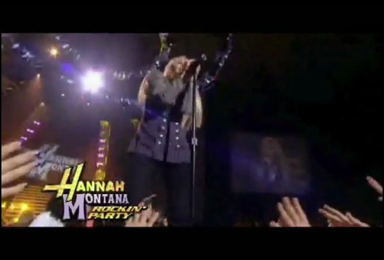 bscap0101 - Hannah Montana Bigger Than Us Music Video