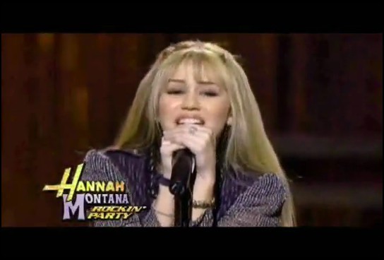 bscap0114 - Hannah Montana Bigger Than Us Music Video