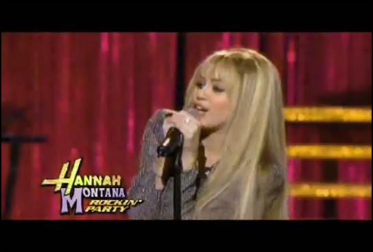 bscap0135 - Hannah Montana Bigger Than Us Music Video