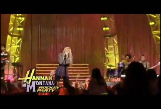 bscap0140 - Hannah Montana Bigger Than Us Music Video