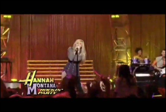 bscap0142 - Hannah Montana Bigger Than Us Music Video