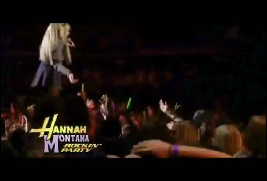 bscap0186 - Hannah Montana Bigger Than Us Music Video
