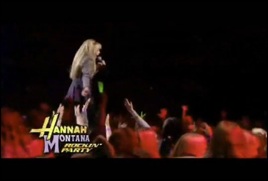 bscap0187 - Hannah Montana Bigger Than Us Music Video