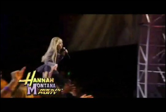 bscap0189 - Hannah Montana Bigger Than Us Music Video
