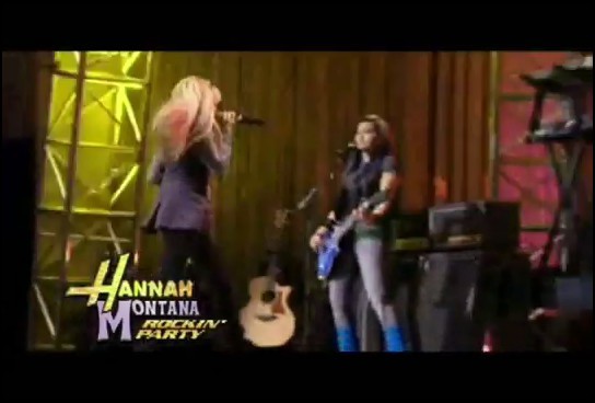 bscap0191 - Hannah Montana Bigger Than Us Music Video