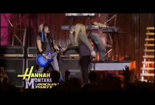 bscap0193 - Hannah Montana Bigger Than Us Music Video