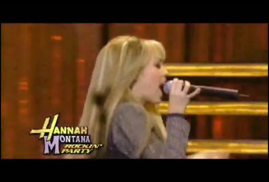 bscap0198 - Hannah Montana Bigger Than Us Music Video
