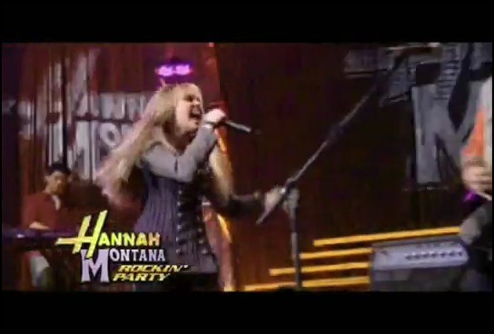 bscap0201 - Hannah Montana Bigger Than Us Music Video