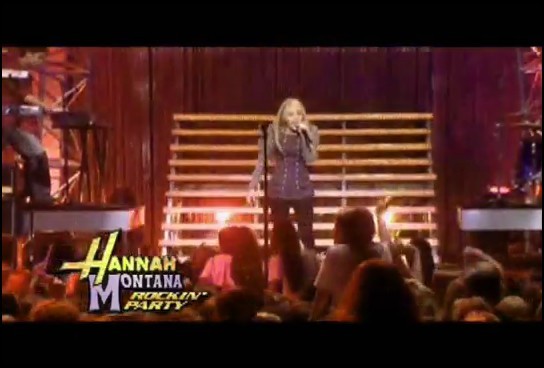 bscap0274 - Hannah Montana Bigger Than Us Music Video