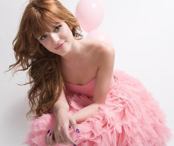 bella-thorne-bella-thorne-23410592-570-480