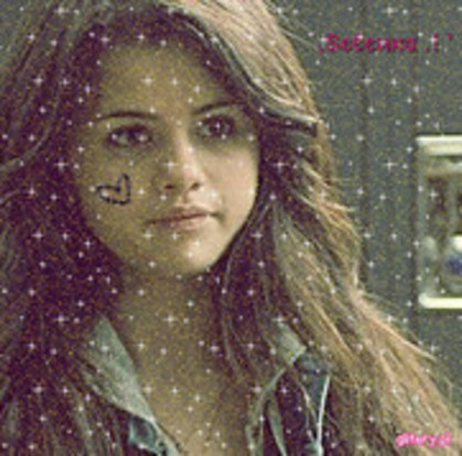 selly - 0 Poze Selena Gomez Glitery