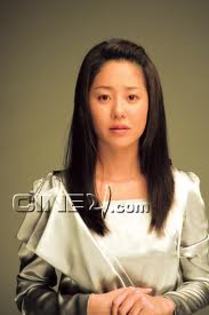 Ko Hyeon-jeong (5) - 0-0-0Album pentru locul III0-0-0