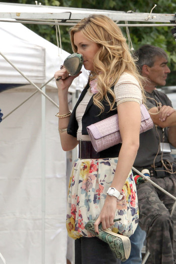 Katie Cassidy (48)