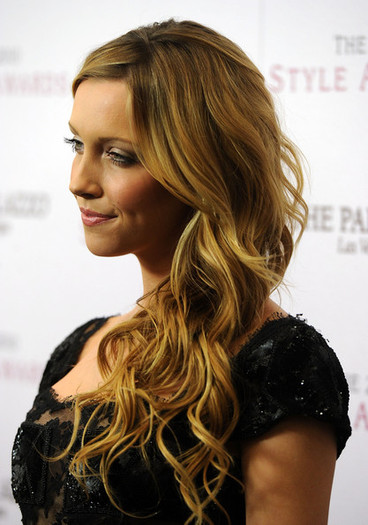Katie Cassidy (175)