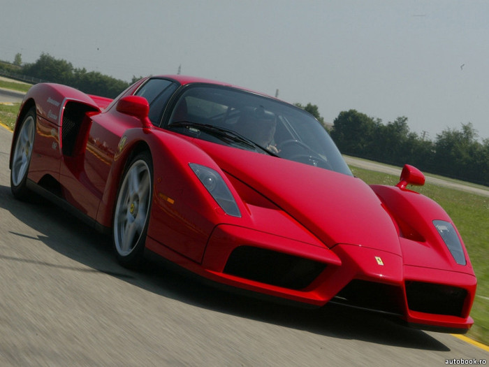 2002-ferrari-enzo-1600x1200-poza-1