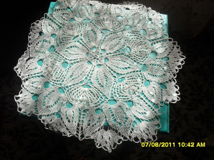 SAM_2875 - Mama si toate creatiile ei de mileuri artizanale