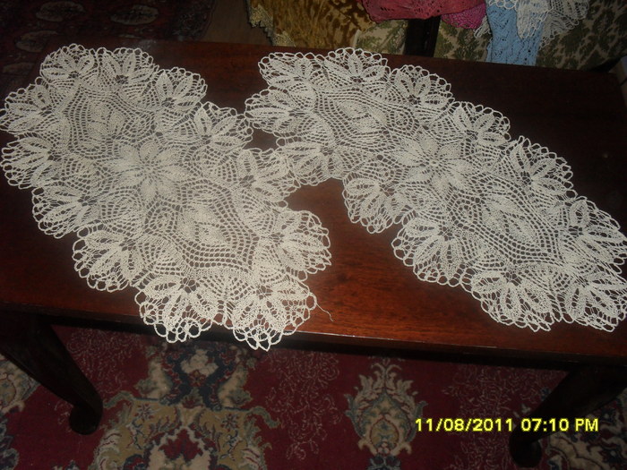 SAM_3080 - Mama si toate creatiile ei de mileuri artizanale