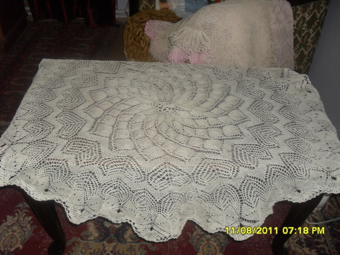 SAM_3097 - Mama si toate creatiile ei de mileuri artizanale