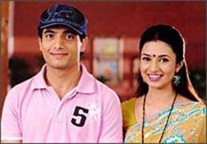 ecxrugeycivwmublsvg1 - sharad malhotra