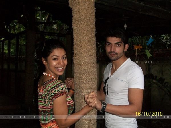 108533-gurmeet-choudhary-and-debina-bonnerjee - Gurmeet Choudhary