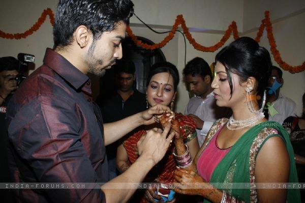 121777-the-ring-ceremony-of-debina-and-gurmeet - Gurmeet Choudhary