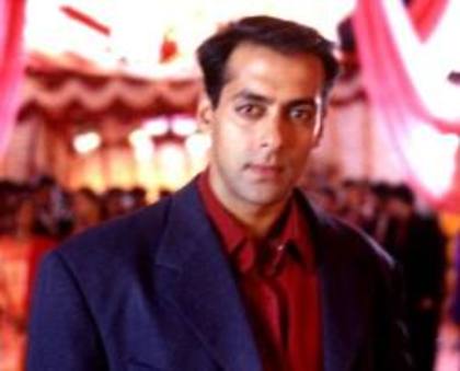 images (12) - Hum Tumhare Hain Sanam