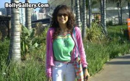 images (18) - Drashti Dhami