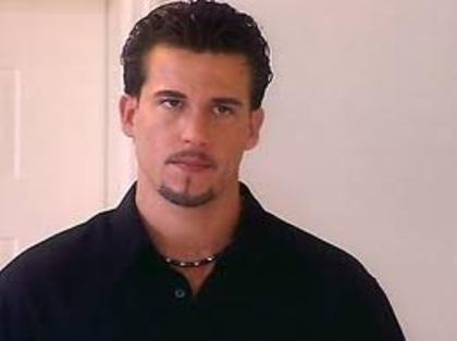 images (41) - Jorge Aravena