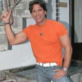 images (71) - Jorge Aravena