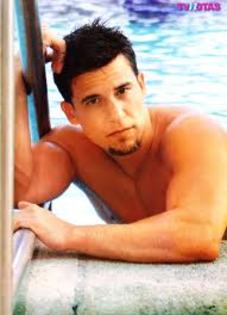 images (100) - Jorge Aravena