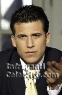 images (18) - Jorge Aravena