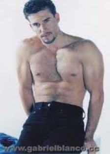 images (54) - Jorge Aravena