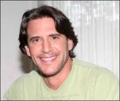 images (76) - Jorge Aravena