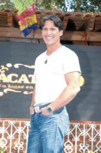 images (78) - Jorge Aravena